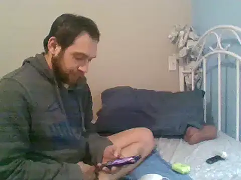 Snapshot of SmokingSloth chatting on January 21, 10:08 am SmokingSloth online show from January 21, 10:08 am