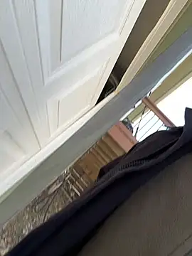 Snapshot of SmokingSloth chatting on February 16, 8:00 pm SmokingSloth online show from February 16, 8:00 pm