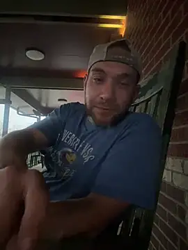 Snapshot of SmokingSloth chatting on March 15, 12:25 am SmokingSloth online show from March 15, 12:25 am