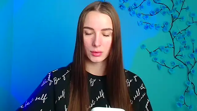 Eva Janee online show from February 16, 6:31 am