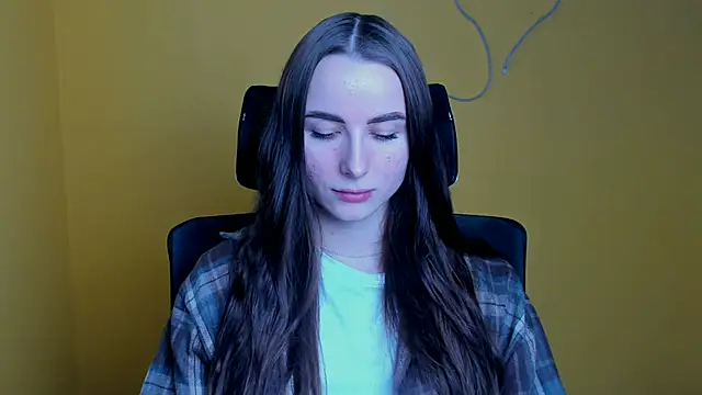 Eva Janee online show from February 17, 12:12 pm