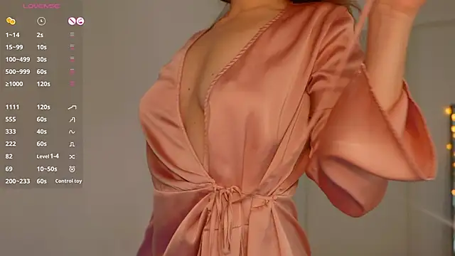 Snapshot of FazeyJ_ chatting on December 19, 7:07 am FazeyJ online show from December 19, 7:07 am