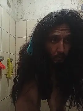 Snapshot of markikijr21 chatting on January 17, 6:33 pm markikijr21 online show from January 17, 6:33 pm