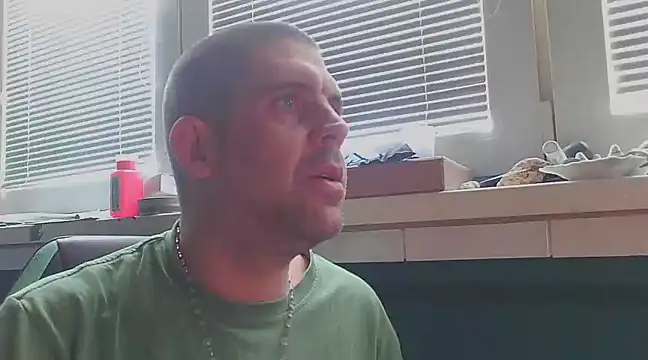 Snapshot of YouWantMe666 chatting on February 20, 2:46 pm YouWantMe666 online show from February 20, 2:46 pm