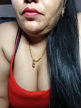 Snapshot of sneha_rose chatting on June 5, 5:51 pm sneha rose online show from June 5, 5:51 pm