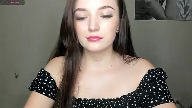 Snapshot of EvaaMillerr99 chatting on January 17, 11:07 pm EvaaMillerr99 online show from January 17, 11:07 pm