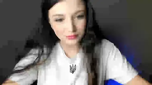 Snapshot of EvaaMillerr99 chatting on February 24, 9:31 pm EvaaMillerr99 online show from February 24, 9:31 pm