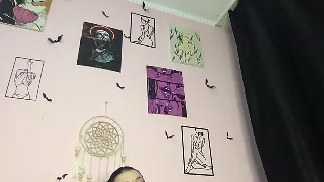 Snapshot of MoonAgnes chatting on January 15, 12:58 pm MoonAgnes online show from January 15, 12:58 pm