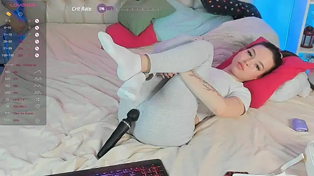 Snapshot of Kaylee_Dawn chatting on February 11, 3:18 am Kaylee Dawn online show from February 11, 3:18 am