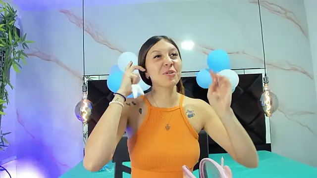 AngelaaCute  online show from September 27, 12:21 pm