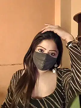 Snapshot of deepu_urs chatting on April 30, 5:36 am deepu urs online show from April 30, 5:36 am