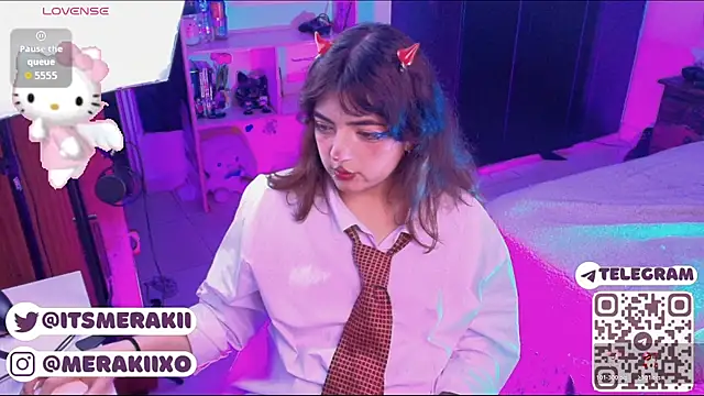 Snapshot of meraki_fraise chatting on May 3, 7:42 pm meraki fraise online show from May 3, 7:42 pm