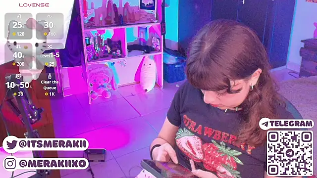 Snapshot of meraki_fraise chatting on May 21, 10:55 am meraki fraise online show from May 21, 10:55 am