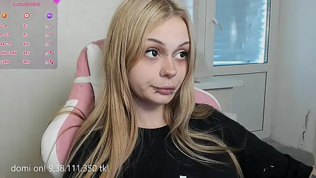 Snapshot of shy_melony chatting on July 19, 11:47 am shy melony online show from July 19, 11:47 am