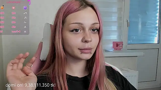 Snapshot of shy_melony chatting on July 26, 12:01 pm shy melony online show from July 26, 12:01 pm
