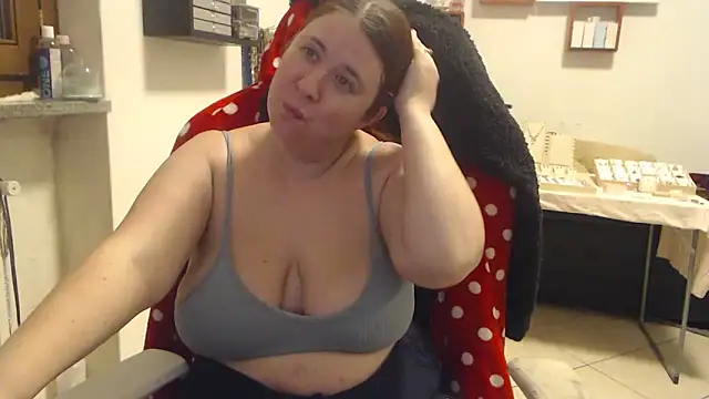 Snapshot of valerysexy chatting on October 31, 11:06 pm valerysexy online show from October 31, 11:06 pm