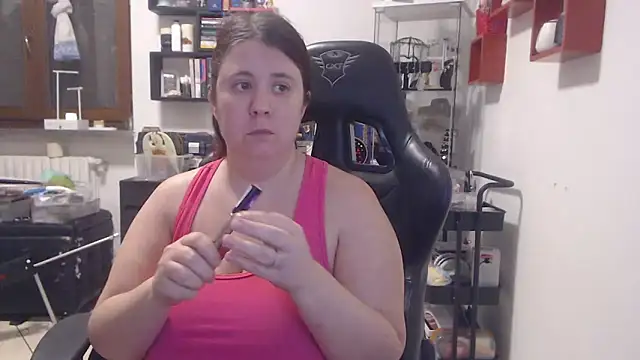 Snapshot of valerysexy chatting on December 22, 9:45 pm valerysexy online show from December 22, 9:45 pm