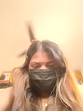 Hotmilfxox online show from January 1, 2:41 am