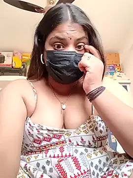 Hotmilfxox online show from January 20, 9:46 am