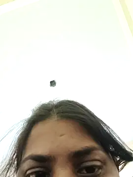 Hotmilfxox online show from April 5, 7:44 pm