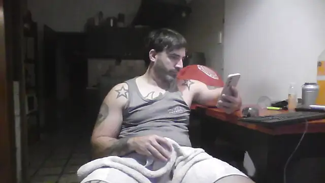 ozzypsico13 online show from April 12, 1:21 am