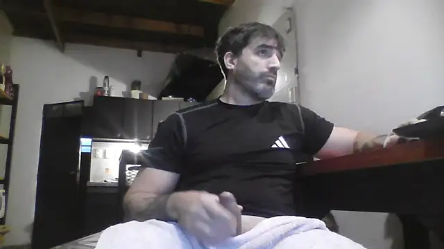 ozzypsico13 online show from June 1, 4:09 pm
