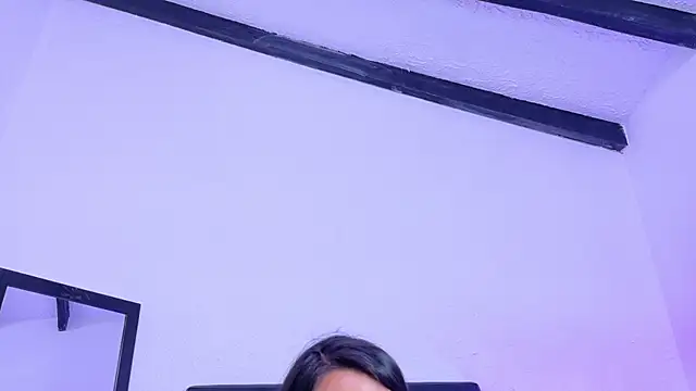 Snapshot of Skinny_hottie18 chatting on April 29, 5:30 pm Skinny hottie18 online show from April 29, 5:30 pm