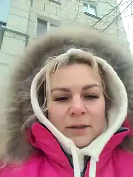 candy queeen online show from February 27, 4:41 am