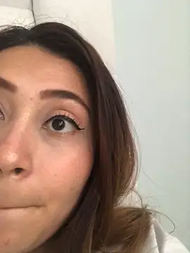 Snapshot of dulce_santamaria chatting on December 5, 9:06 pm dulce santamaria online show from December 5, 9:06 pm
