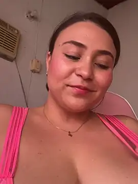 Snapshot of dulce_santamaria chatting on March 1, 9:48 pm dulce santamaria online show from March 1, 9:48 pm