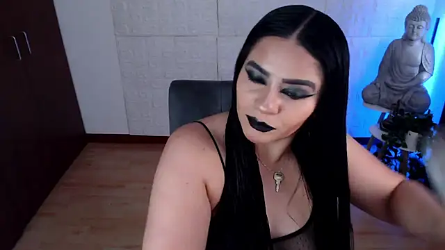 GODDESS EVANS online show from March 12, 7:17 pm