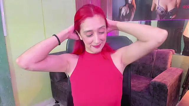 Ruby Your Milf online show from May 26, 7:32 pm
