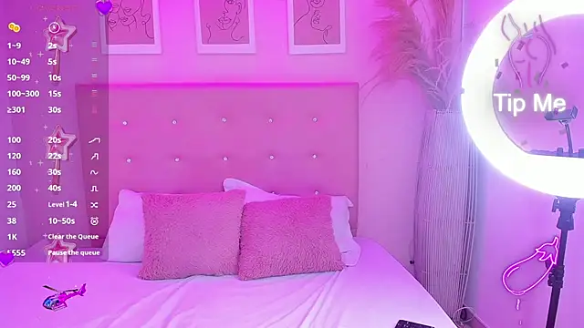 EIMY BRIGHT online show from October 30, 4:58 am