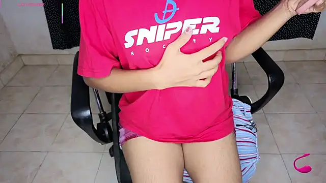 Snapshot of Liyana_Babe chatting on May 27, 5:32 pm Liyana Babe online show from May 27, 5:32 pm