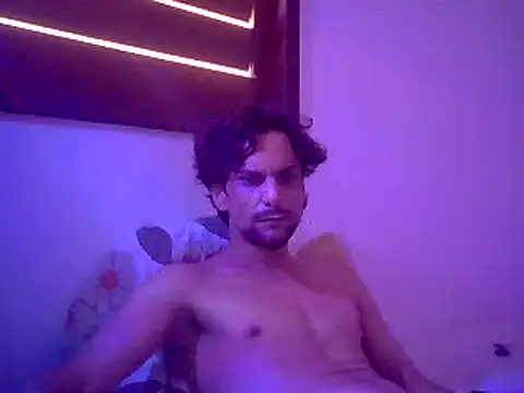 couplemilk online show from December 2, 8:52 am