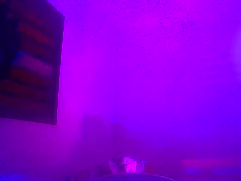 couplemilk online show from December 16, 1:10 am