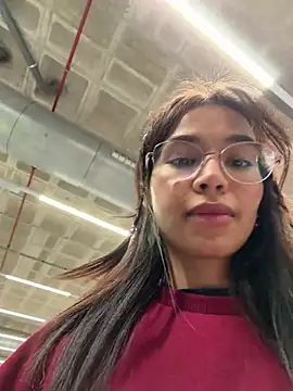 Snapshot of Adriennesexxx chatting on January 17, 1:38 pm Adriennesexxx online show from January 17, 1:38 pm