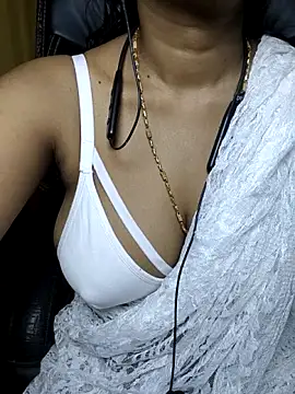 Snapshot of Anjali_cute-Pondati chatting on June 19, 12:04 am Anjali cute-Pondati online show from June 19, 12:04 am