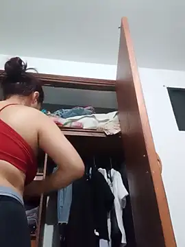 Snapshot of Sofia_Walke1 chatting on February 27, 1:33 pm Sofia Walke1 online show from February 27, 1:33 pm