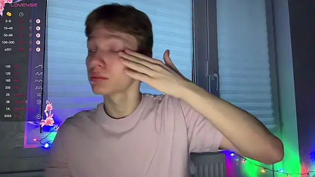 gay boyss online show from December 24, 6:44 am