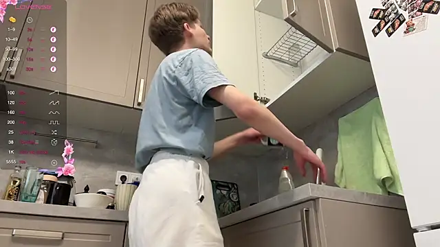 gay boyss online show from February 8, 1:11 pm