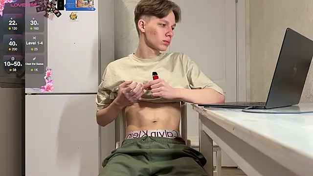 gay boyss online show from March 14, 7:01 pm