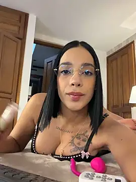 AngelineConnor online show from April 10, 10:25 pm