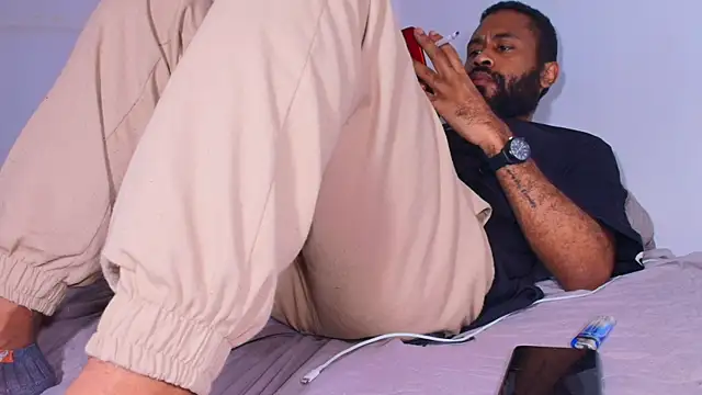 KaelMoreau online show from February 15, 4:31 am