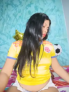 Snapshot of DIORA_Latina chatting on June 19, 3:22 am DIORA Latina online show from June 19, 3:22 am