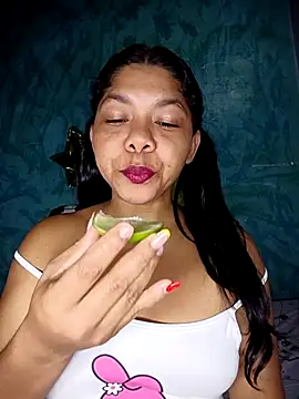 Snapshot of DIORA_Latina chatting on July 25, 3:48 am DIORA Latina online show from July 25, 3:48 am