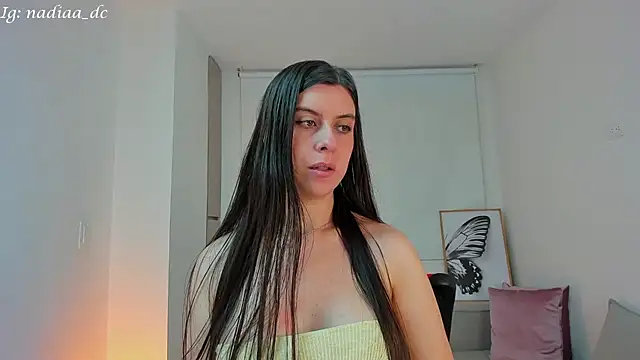 Snapshot of Nadiaa_ chatting on January 17, 3:34 am Nadiaa online show from January 17, 3:34 am