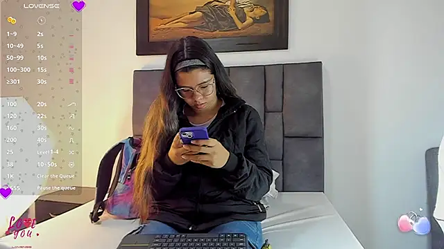 Vahiolet smith online show from January 17, 3:55 am