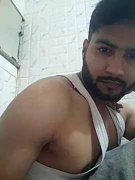 ModestZucchini65 online show from December 4, 8:39 pm