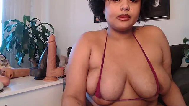 TheeVixxxen online show from March 3, 1:53 pm